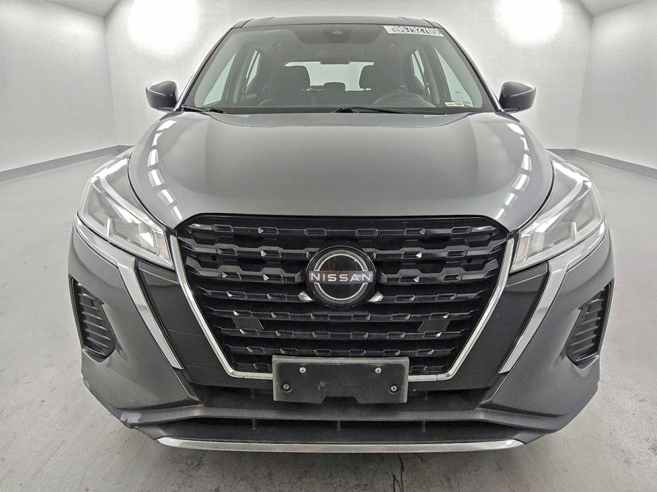 2022 NISSAN KICKS S photo 5