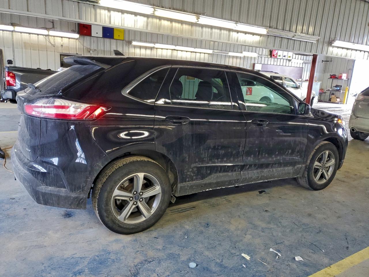 2021 FORD EDGE SEL photo 3