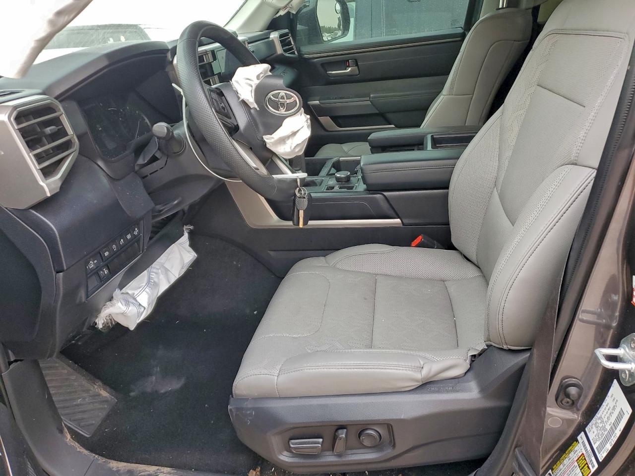 2024 TOYOTA TUNDRA DOUBLE CAB SR photo 7