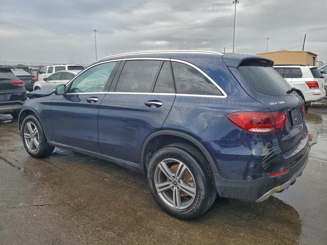 2022 MERCEDES-BENZ GLC 300 4MATIC photo 2