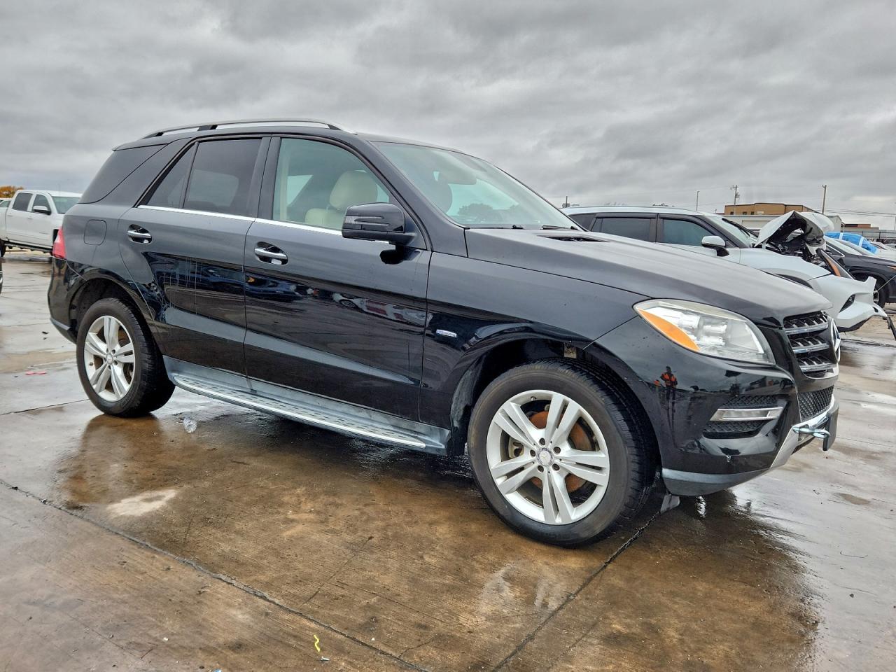2012 MERCEDES-BENZ ML 350 BLUETEC photo 10