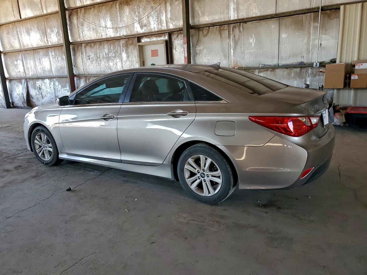 2014 HYUNDAI SONATA GLS photo 2
