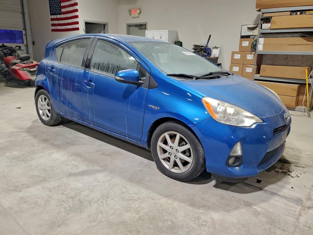 2012 TOYOTA PRIUS C photo 4