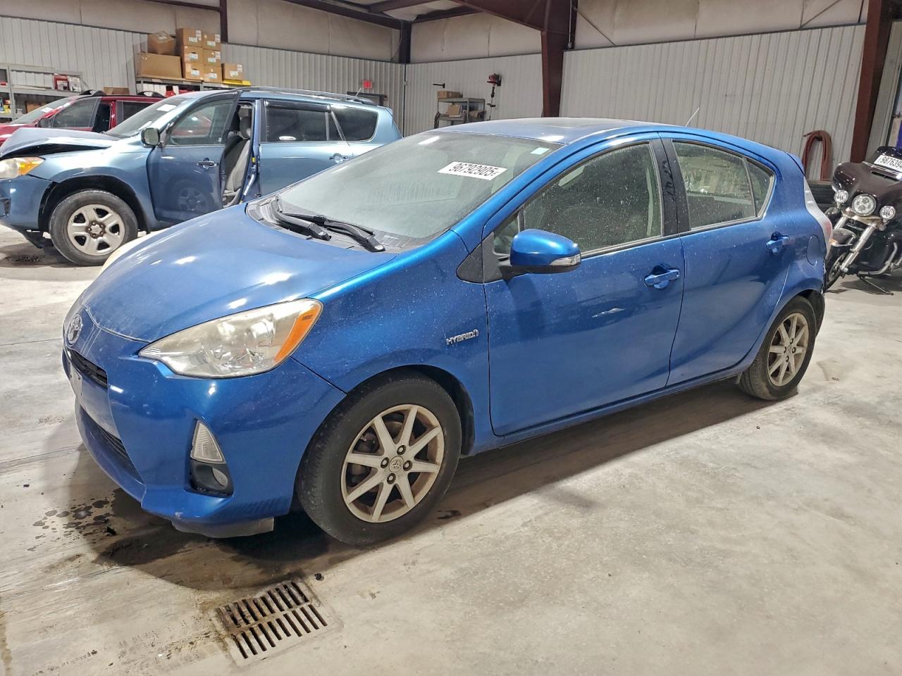 2012 TOYOTA PRIUS C