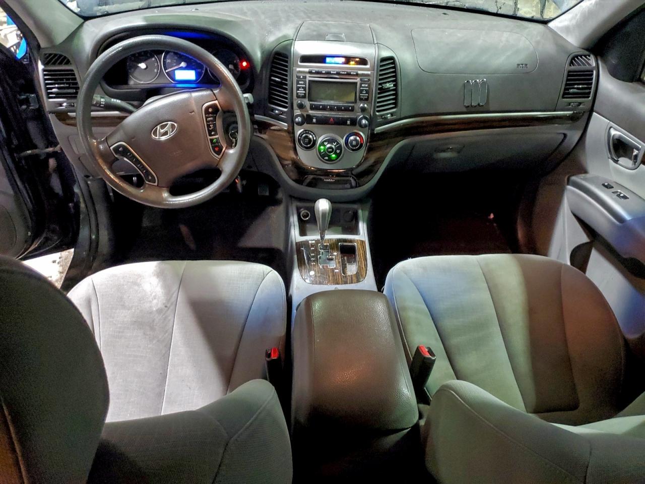 2011 HYUNDAI SANTA FE GLS photo 8