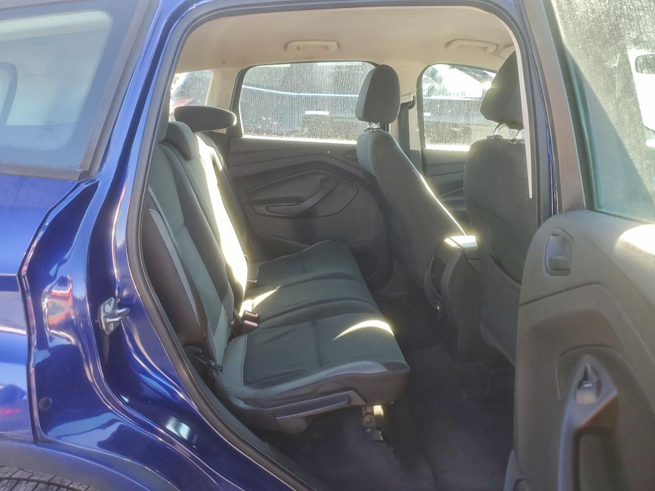 2016 FORD ESCAPE S photo 11