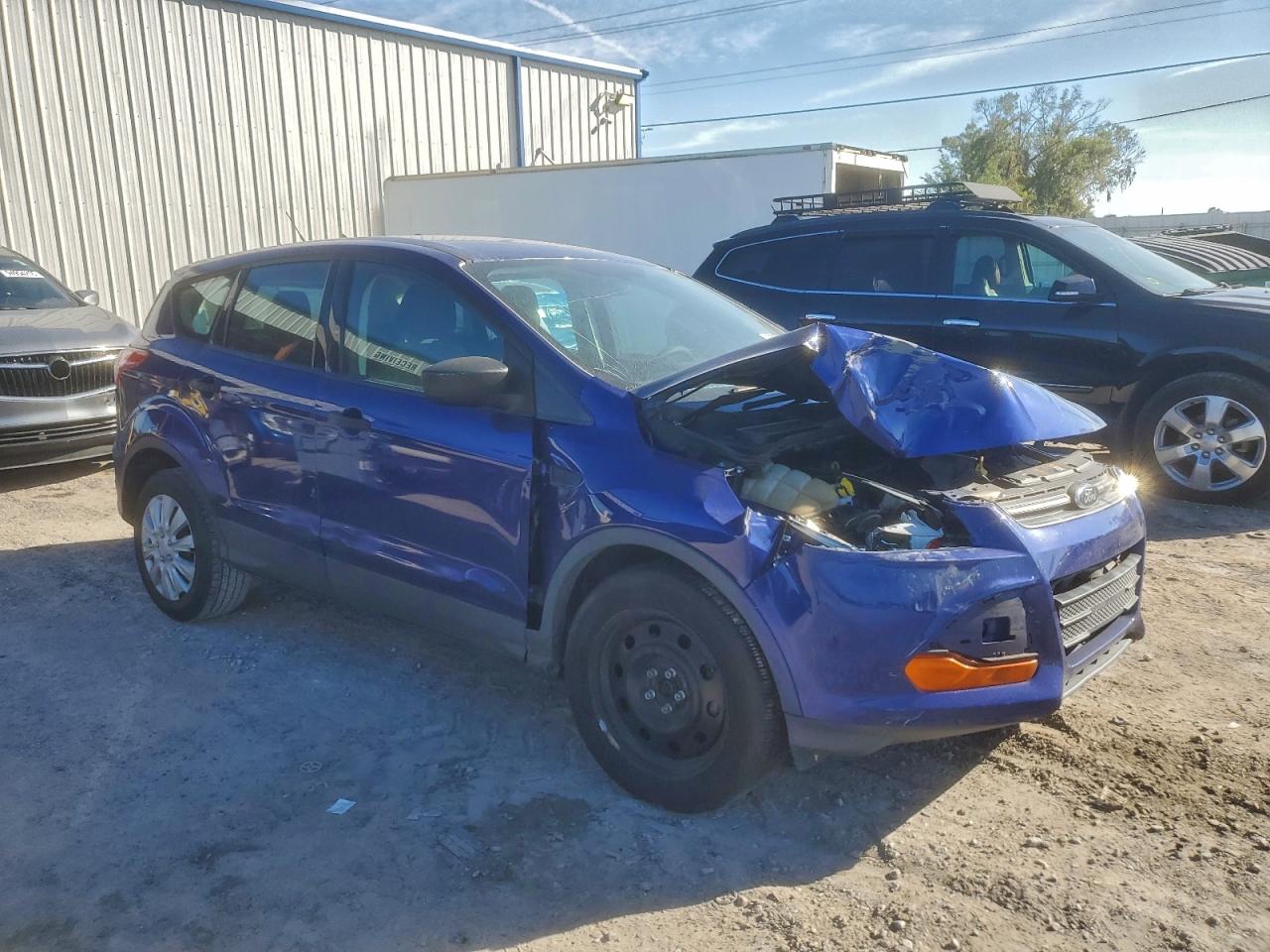 2016 FORD ESCAPE S photo 4