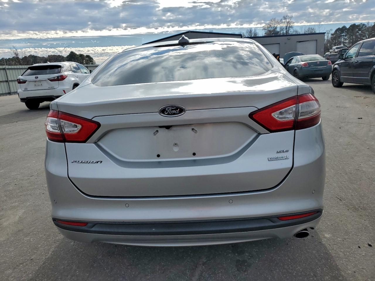 2013 FORD FUSION SE photo 6