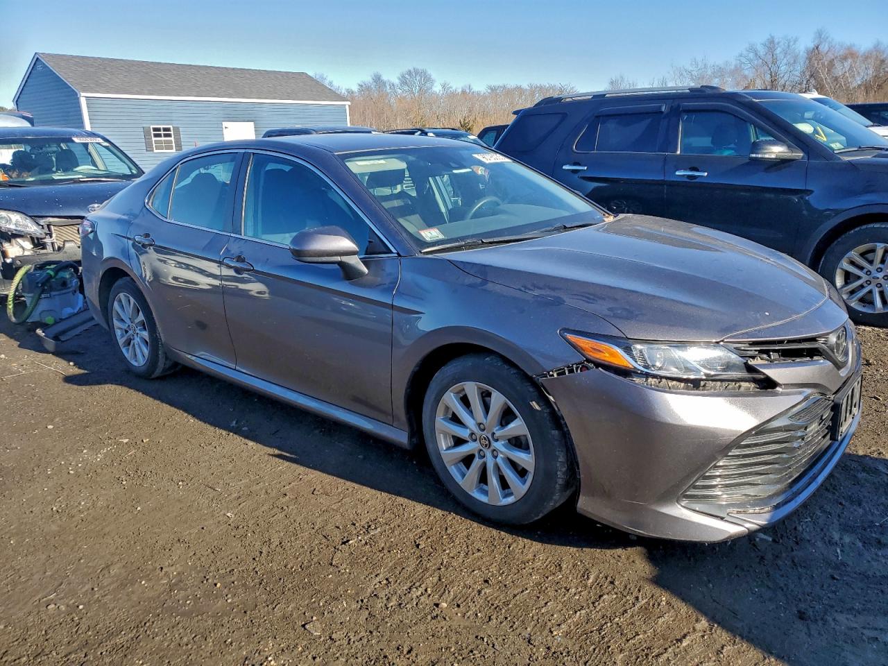 2020 TOYOTA CAMRY LE photo 4
