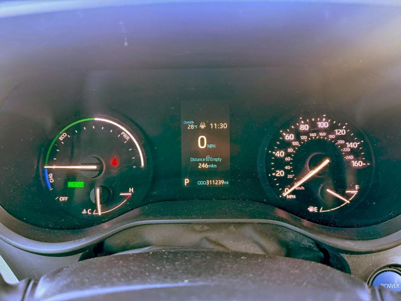 2021 TOYOTA SIENNA LE photo 8