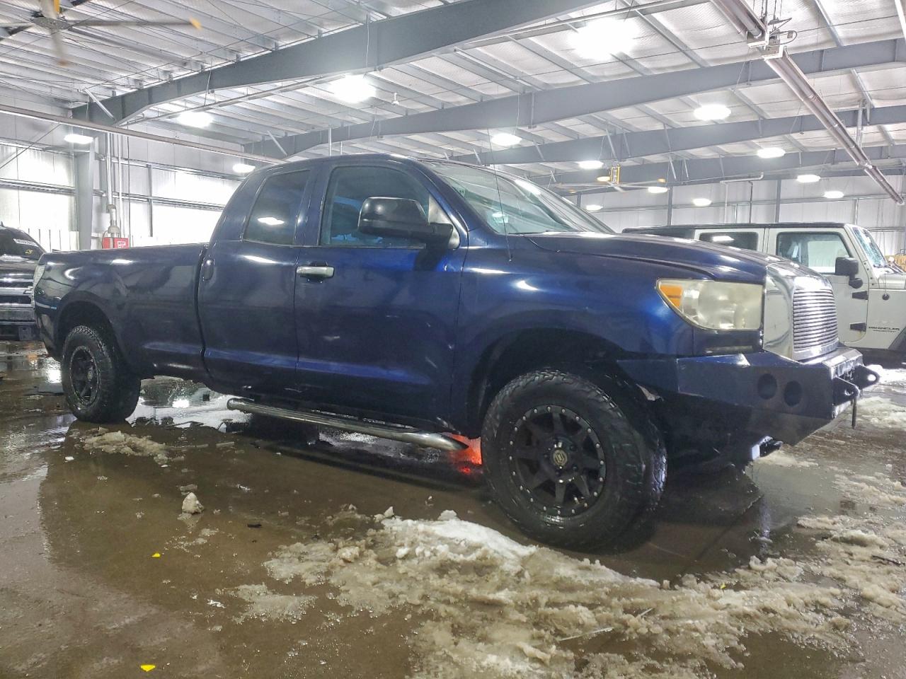 2010 TOYOTA TUNDRA DOUBLE CAB SR5 photo 4