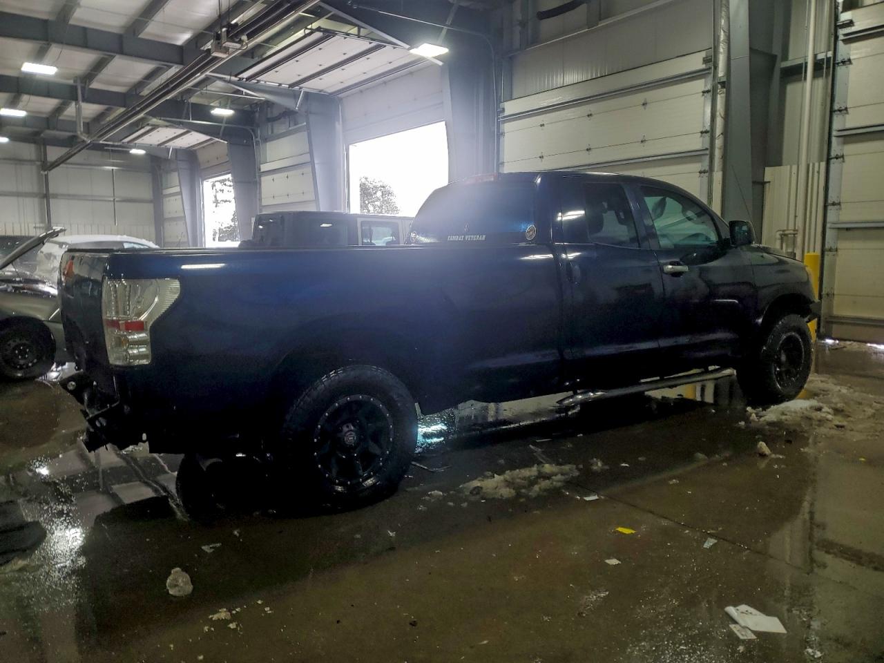 2010 TOYOTA TUNDRA DOUBLE CAB SR5 photo 3