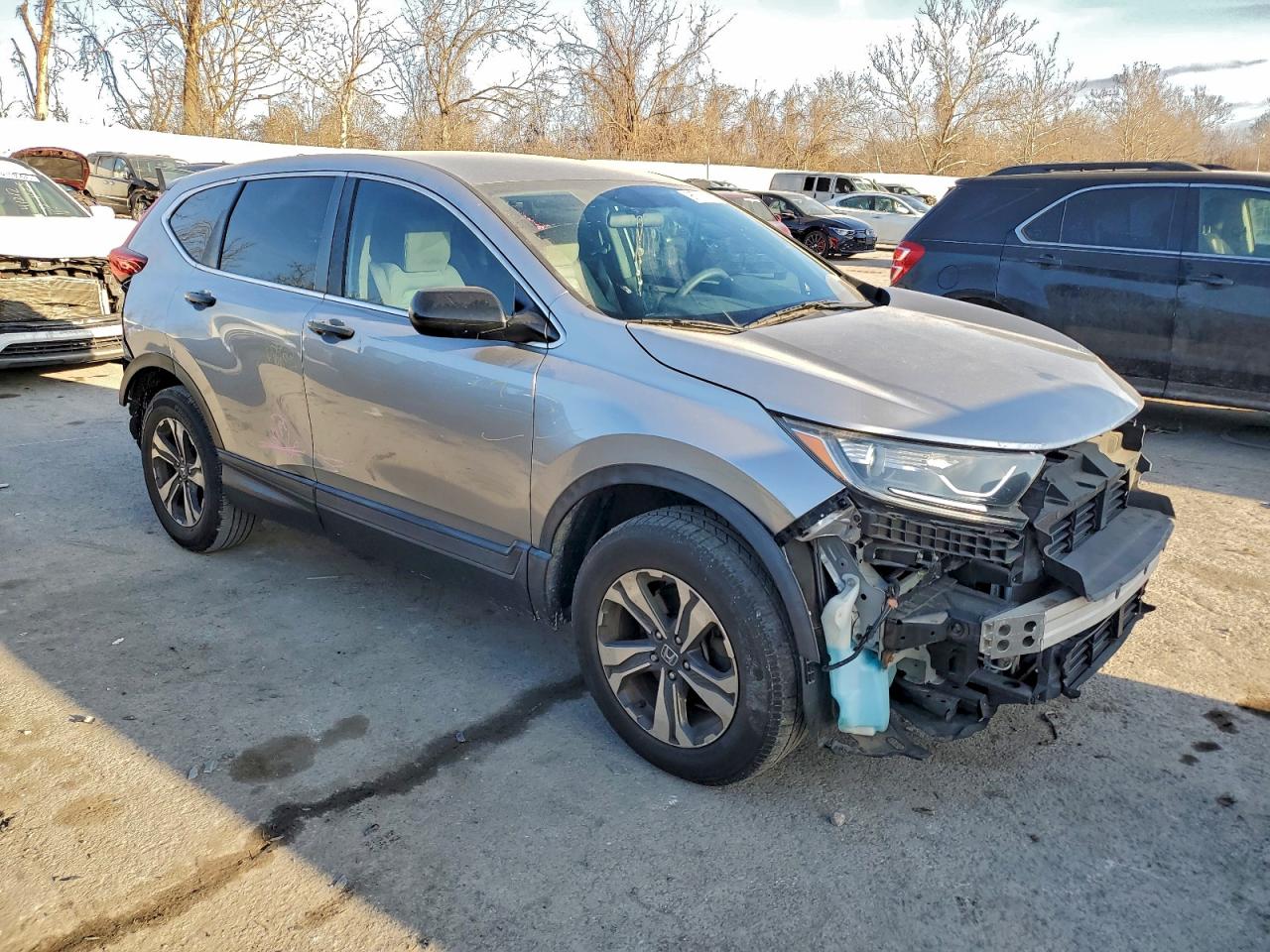 2018 HONDA CR-V LX photo 4