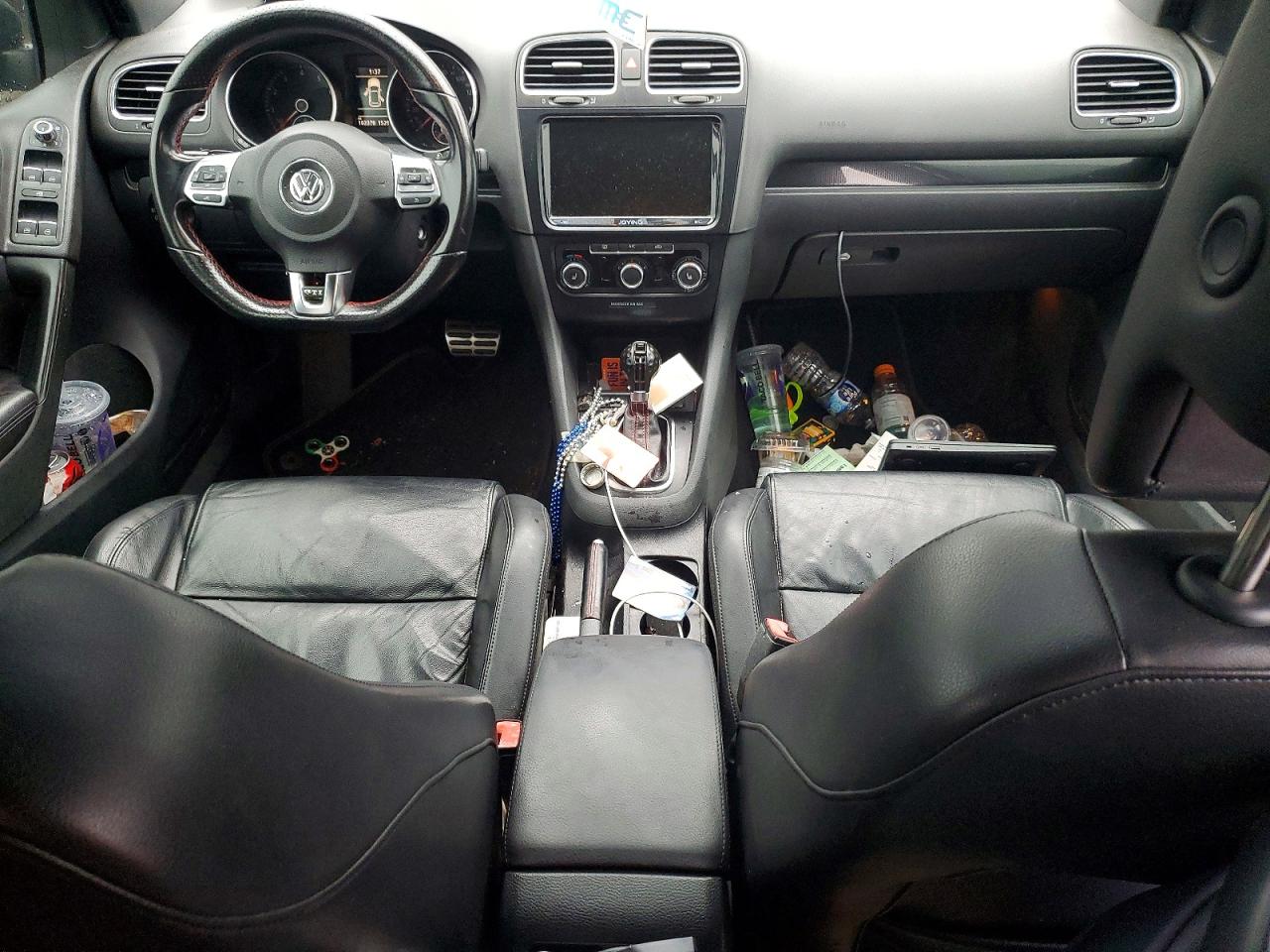 2013 VOLKSWAGEN GTI photo 8