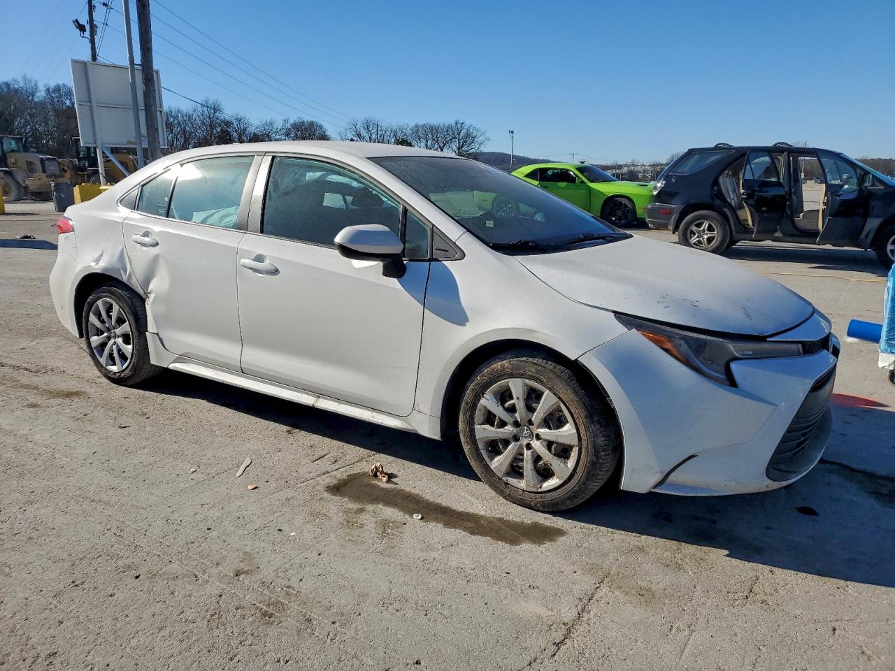 2024 TOYOTA COROLLA LE photo 4