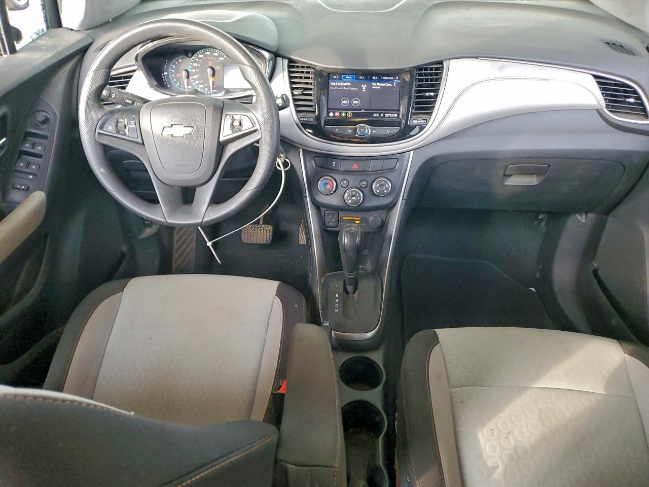 2020 CHEVROLET TRAX LS photo 8