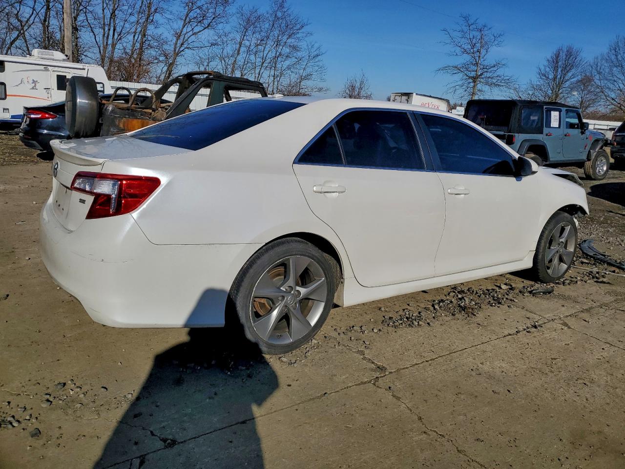 2012 TOYOTA CAMRY BASE photo 3