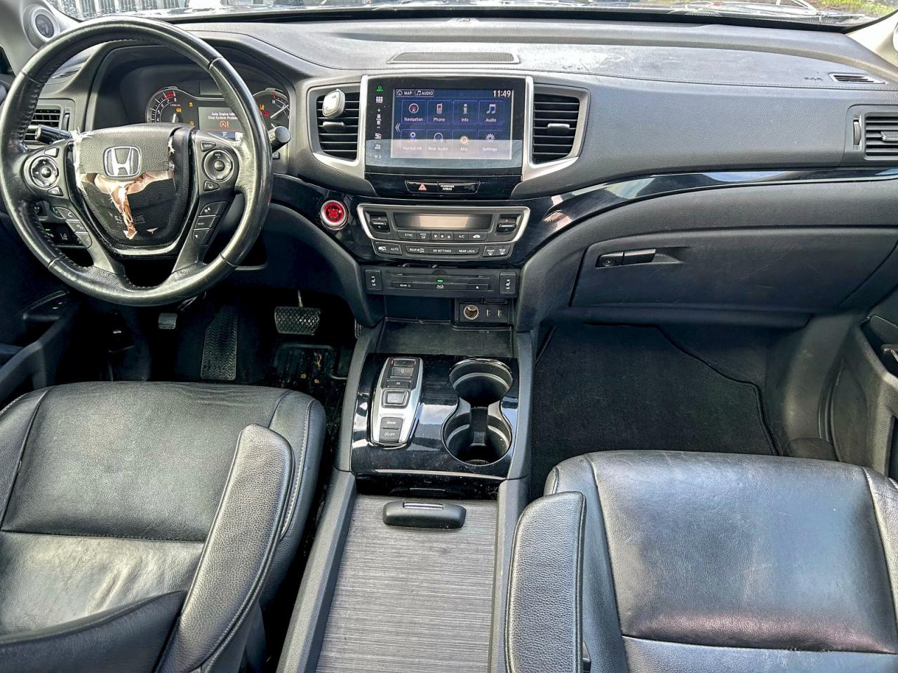 2016 HONDA PILOT TOURING photo 9