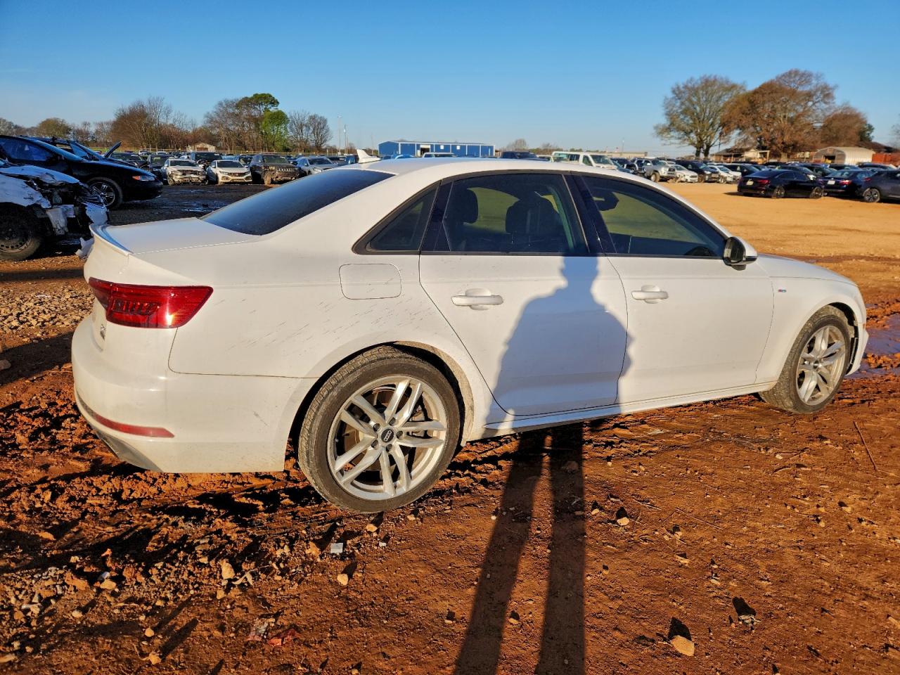 2017 AUDI A4 PREMIUM photo 5