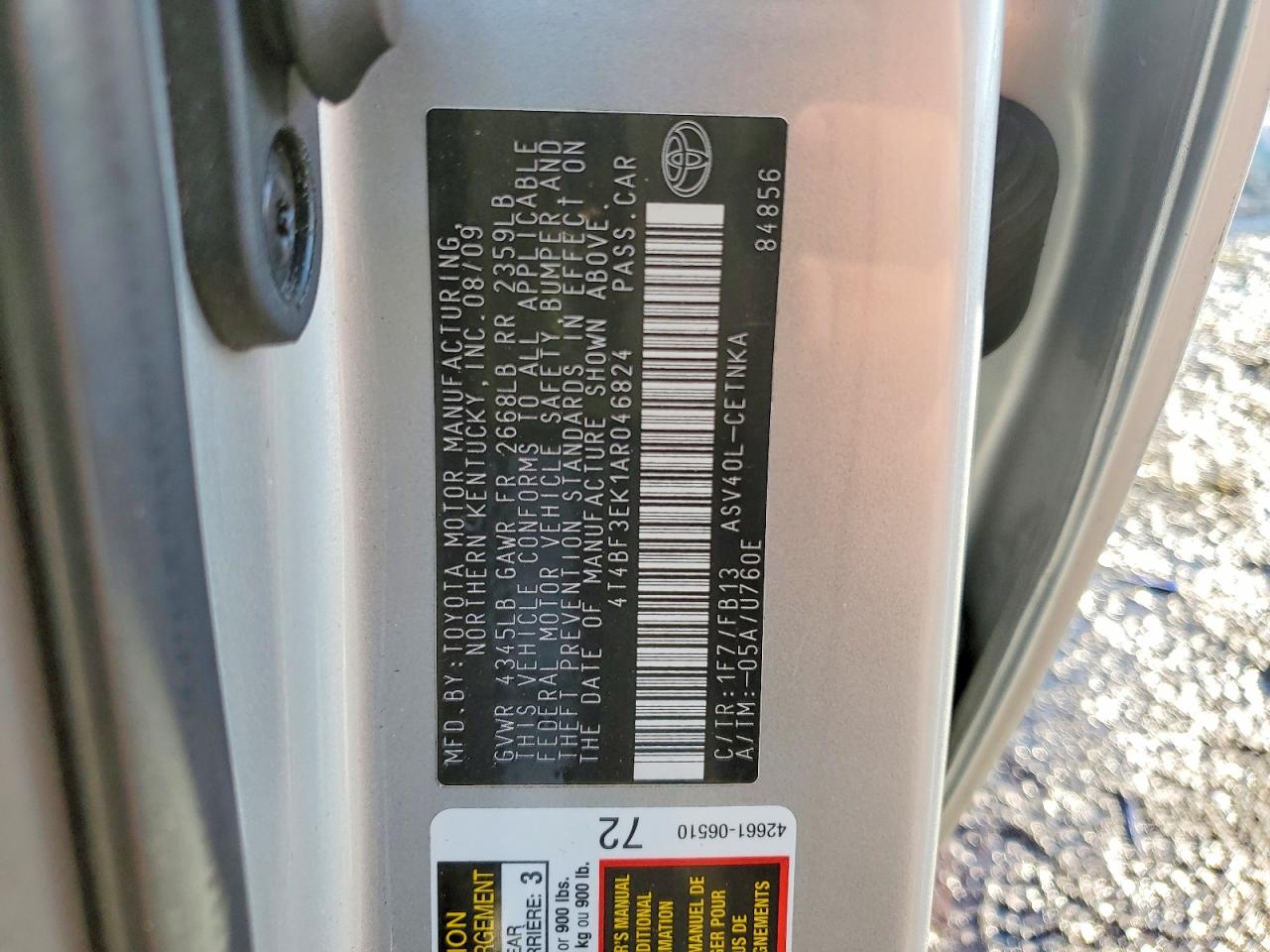 2010 TOYOTA CAMRY LE photo 23