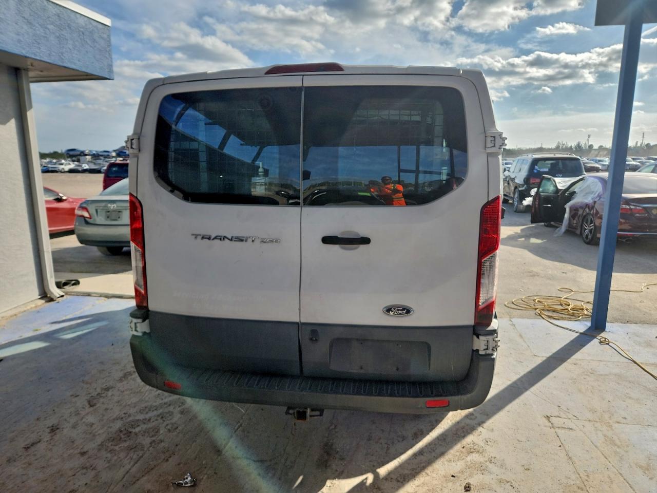 2017 FORD TRANSIT DELIVERY VAN photo 6