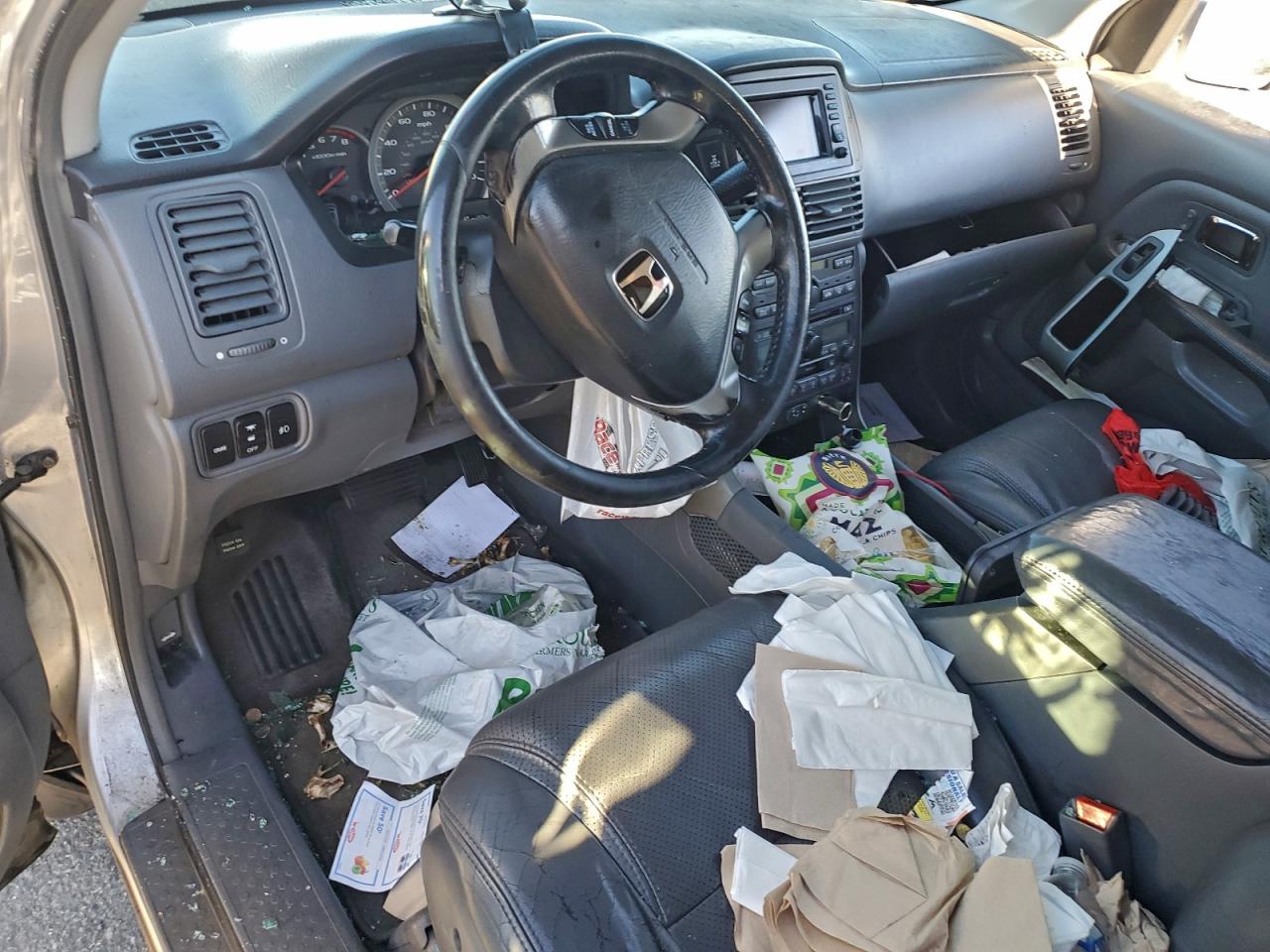 2004 HONDA PILOT EXL photo 8