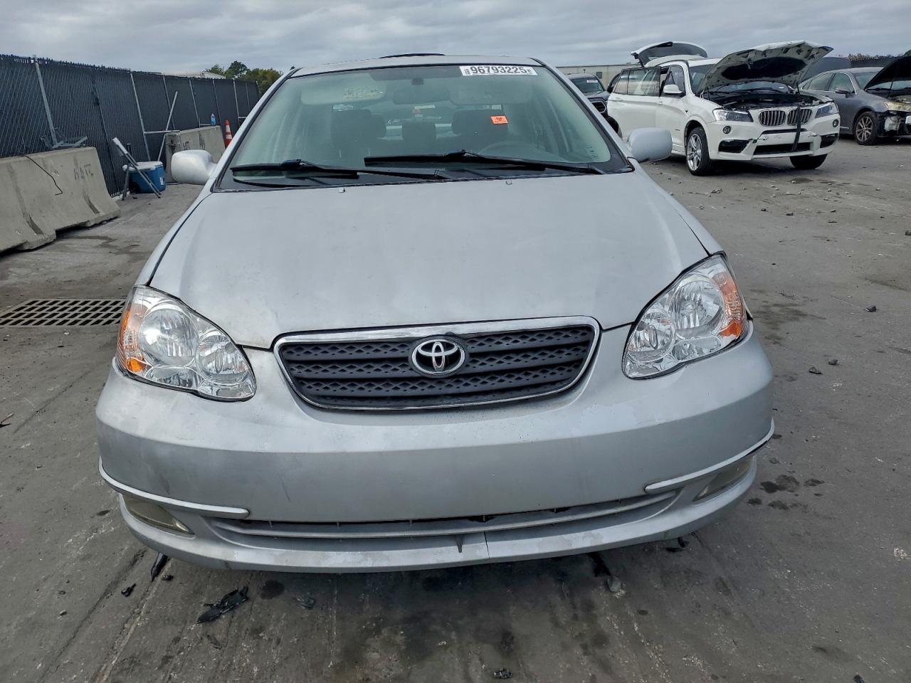 2005 TOYOTA COROLLA CE photo 5
