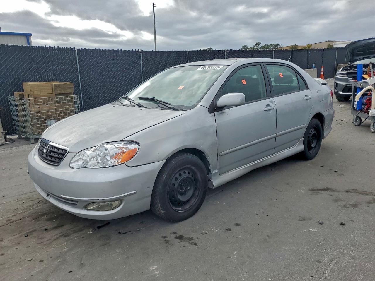 2005 TOYOTA COROLLA CE — MINOR DENT/SCRATCHES damage — photo 1