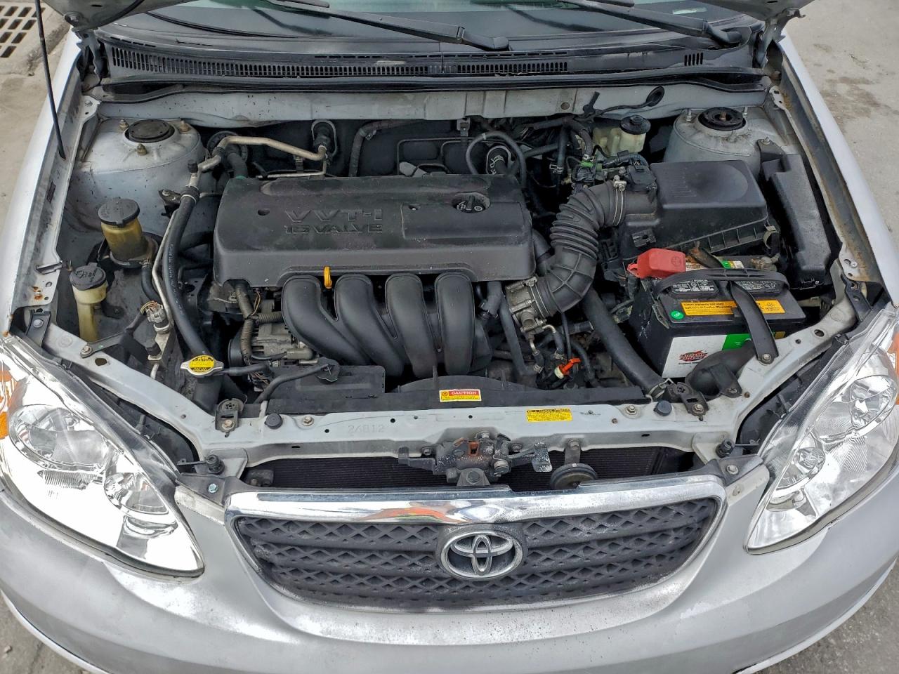 2005 TOYOTA COROLLA CE photo 11