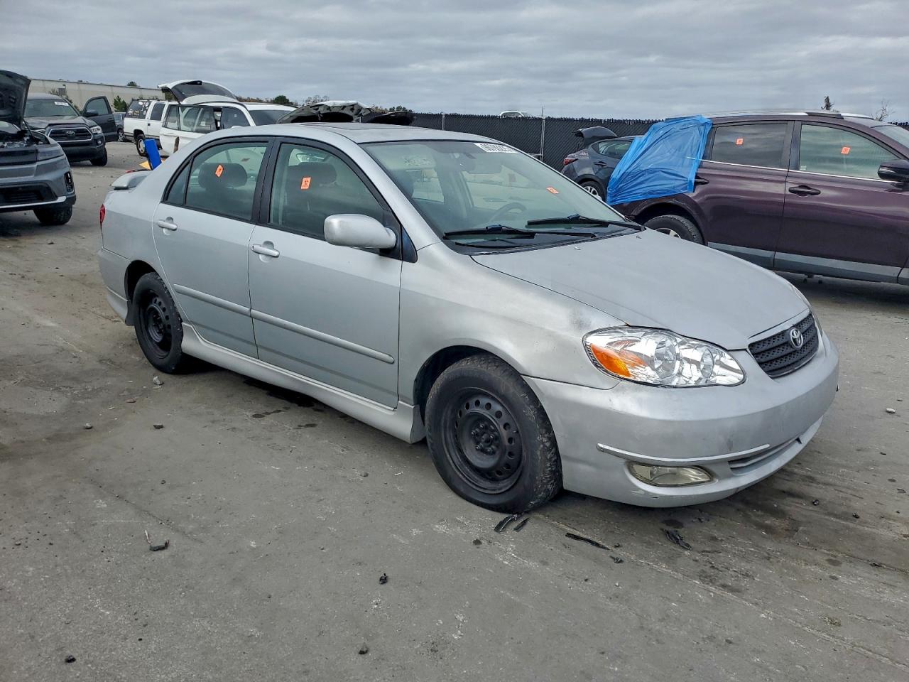 2005 TOYOTA COROLLA CE photo 4
