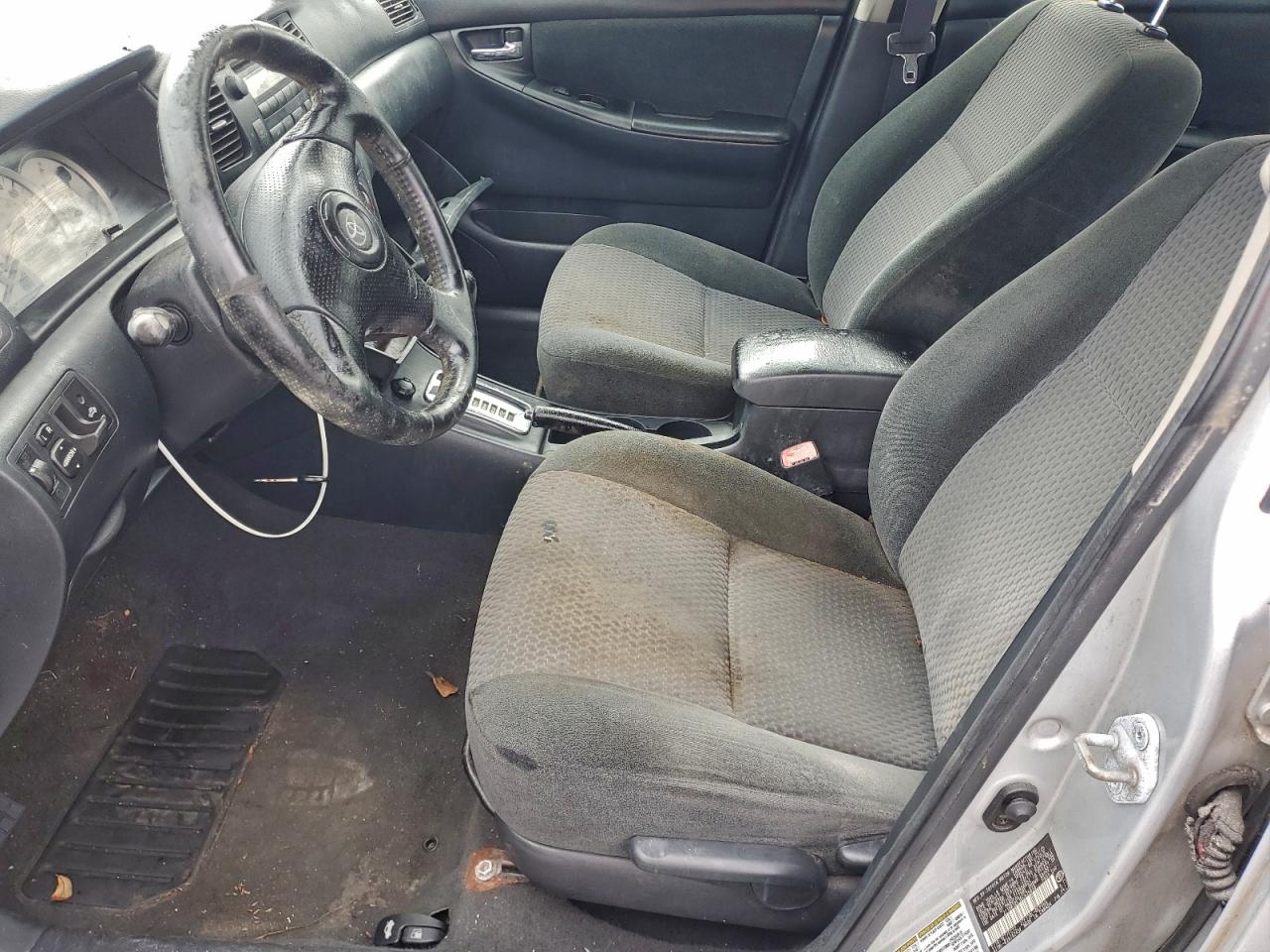 2005 TOYOTA COROLLA CE photo 7
