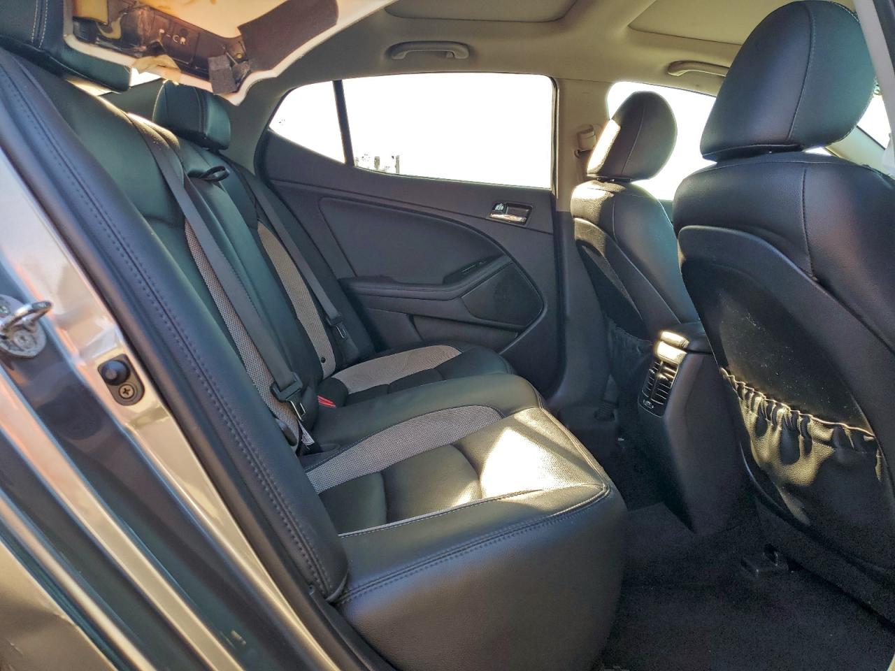 2013 KIA OPTIMA SX photo 19