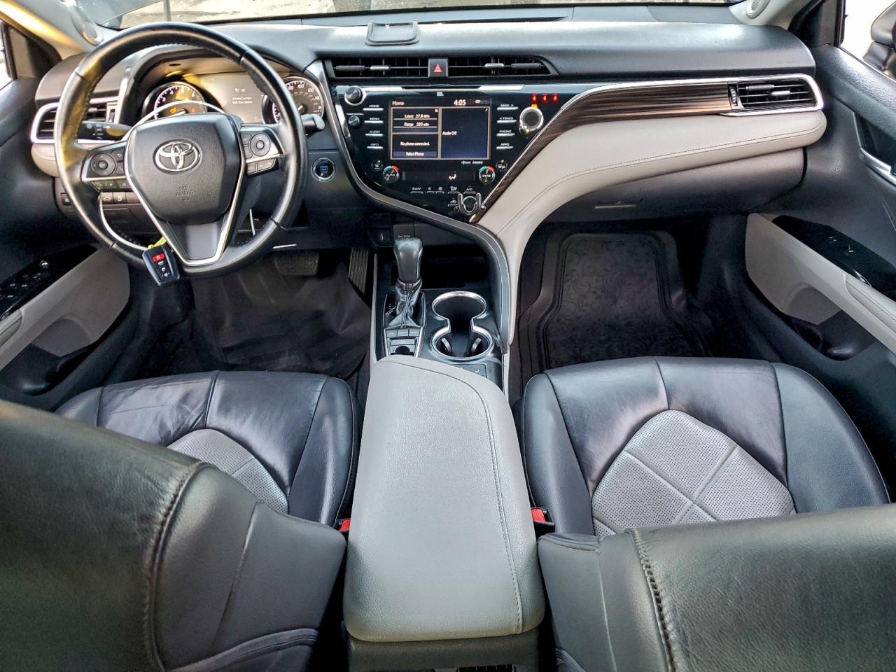 2018 TOYOTA CAMRY L photo 8