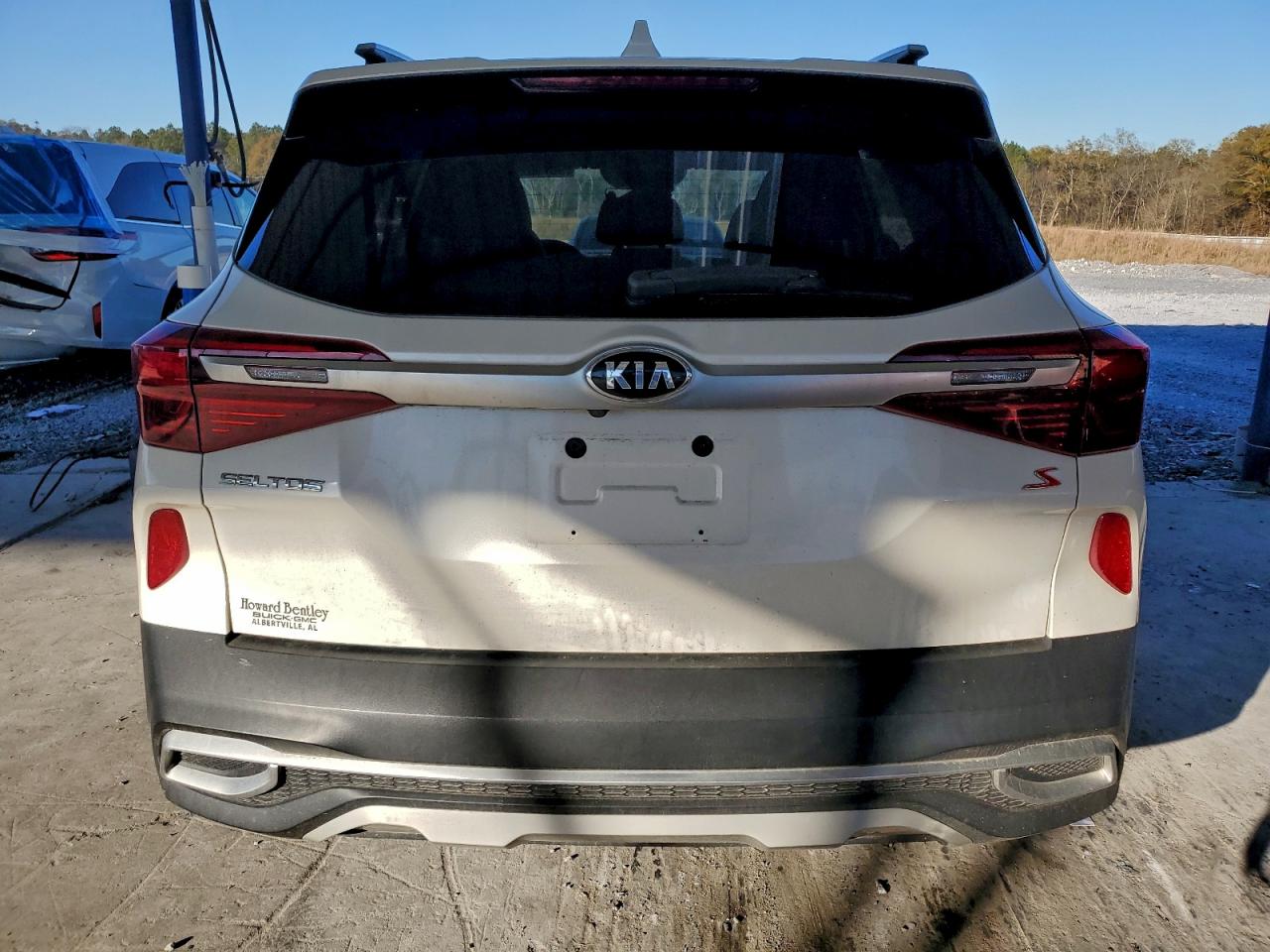 2021 KIA SELTOS S photo 6