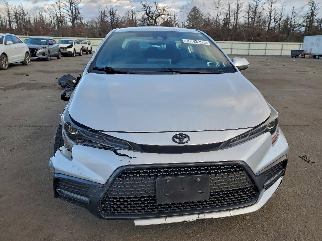 2020 TOYOTA COROLLA SE photo 5