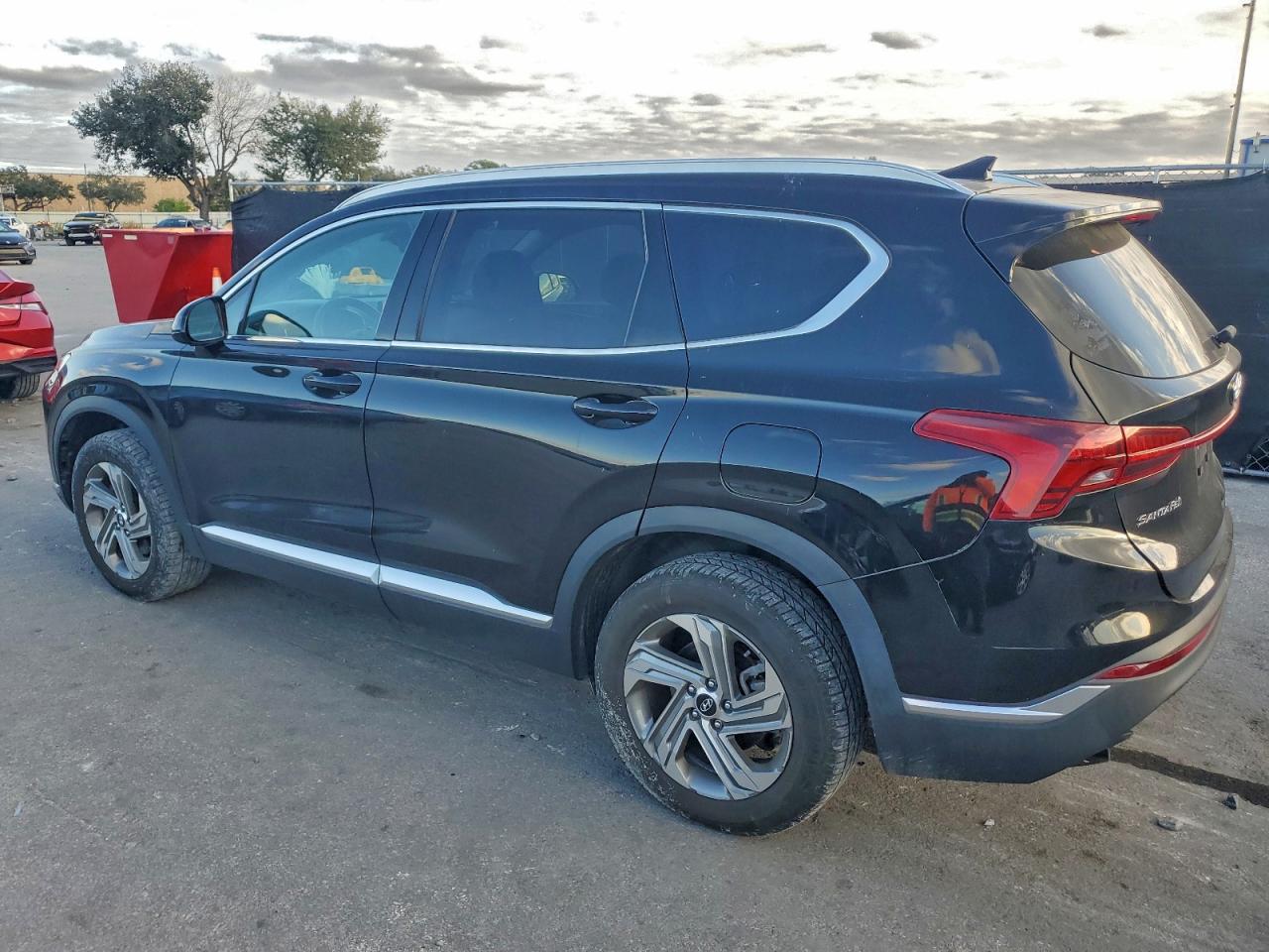 2022 HYUNDAI SANTA FE SEL photo 2