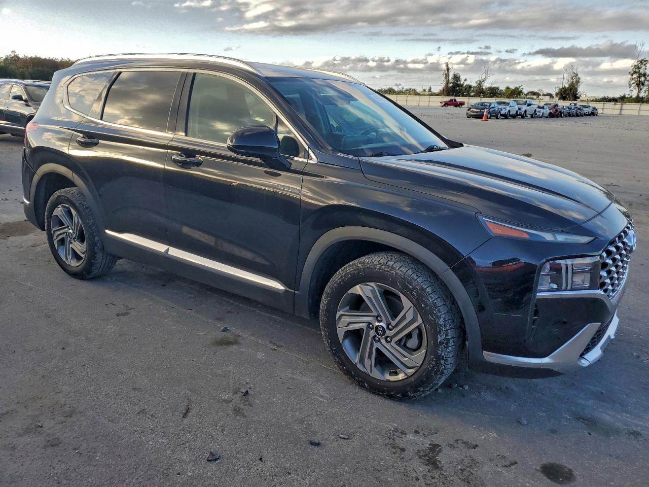 2022 HYUNDAI SANTA FE SEL photo 4