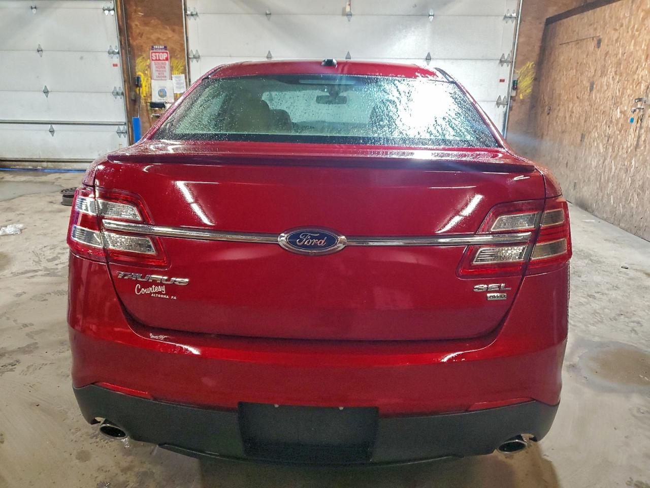 2015 FORD TAURUS SEL photo 6