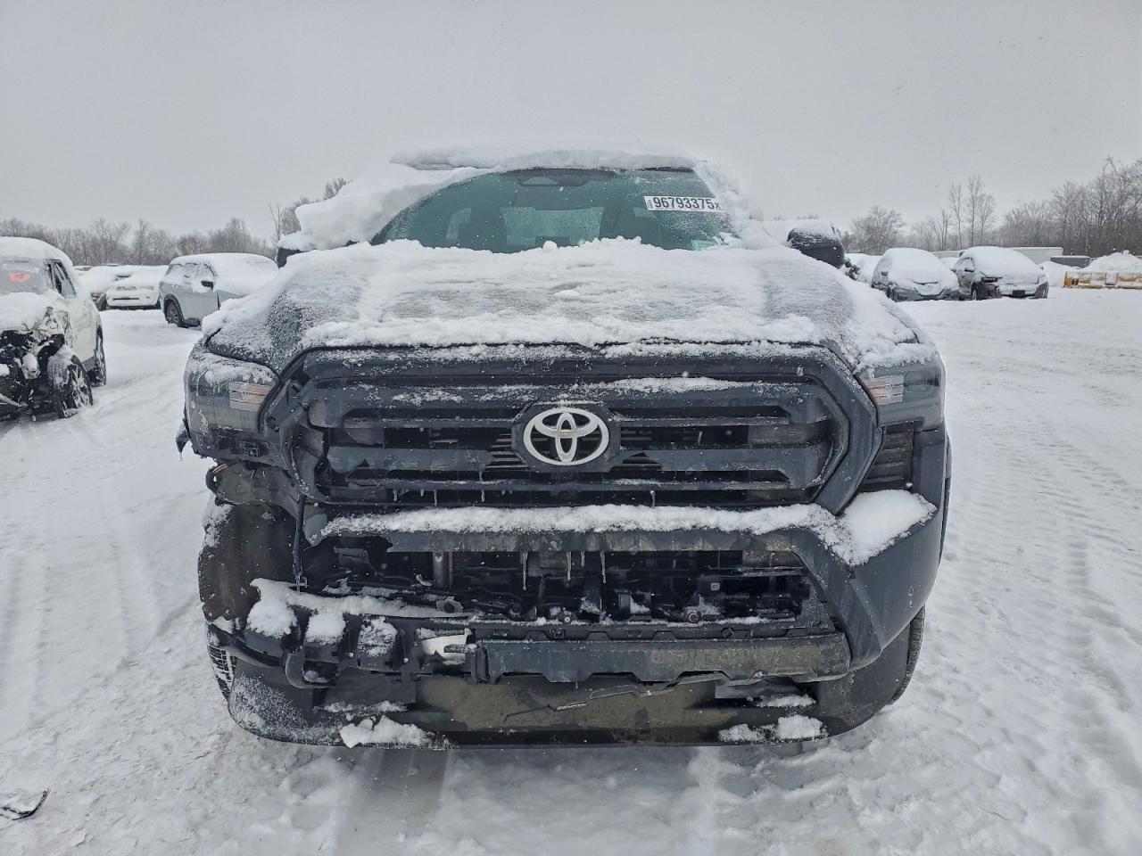 2025 TOYOTA TACOMA DOUBLE CAB photo 9