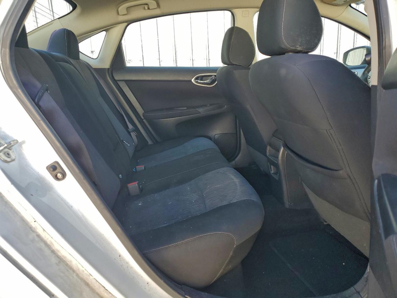 2014 NISSAN SENTRA S photo 10