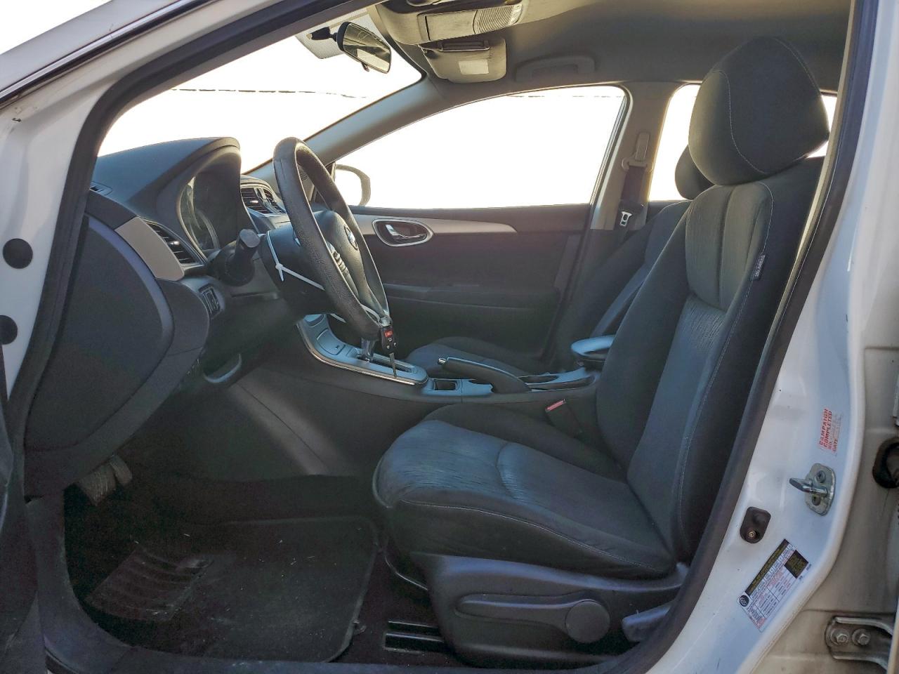 2014 NISSAN SENTRA S photo 7
