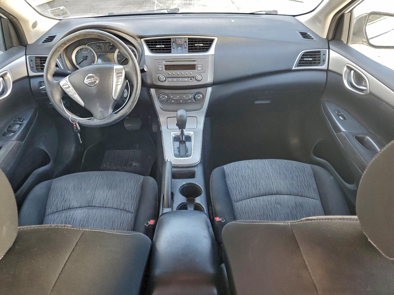 2014 NISSAN SENTRA S photo 8