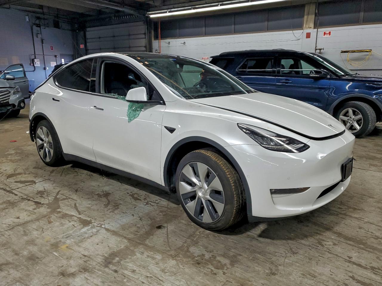 2021 TESLA MODEL Y photo 4