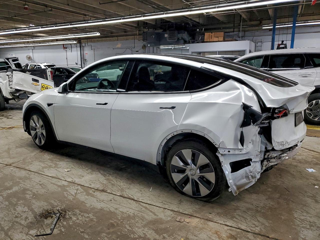 2021 TESLA MODEL Y photo 2