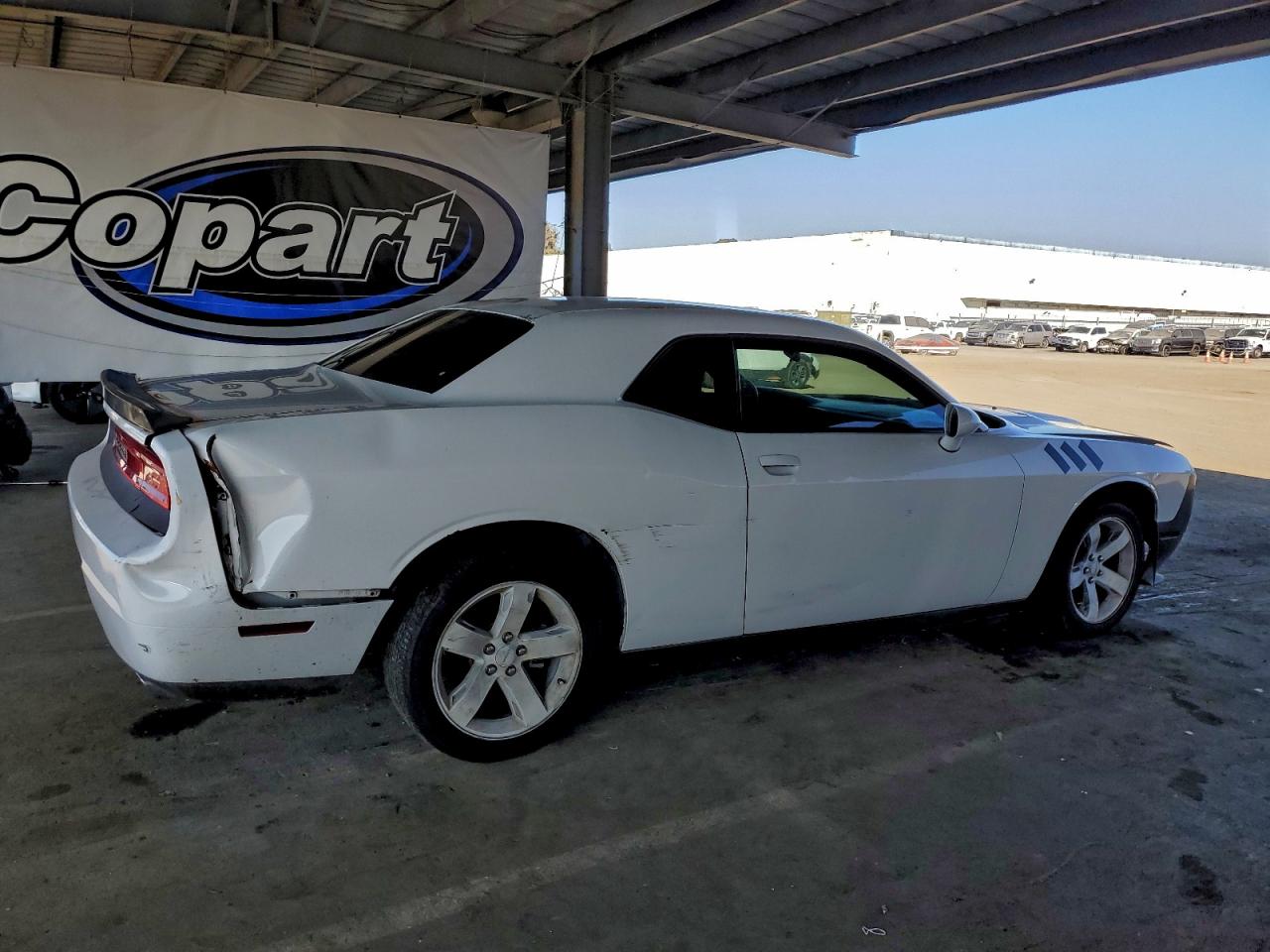 2012 DODGE CHALLENGER SXT photo 3