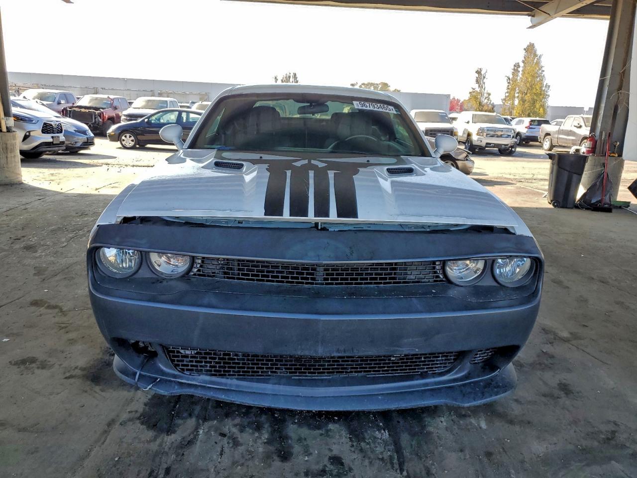 2012 DODGE CHALLENGER SXT photo 5
