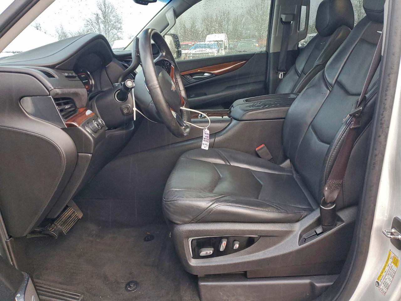 2016 CADILLAC ESCALADE ESV LUXURY photo 7