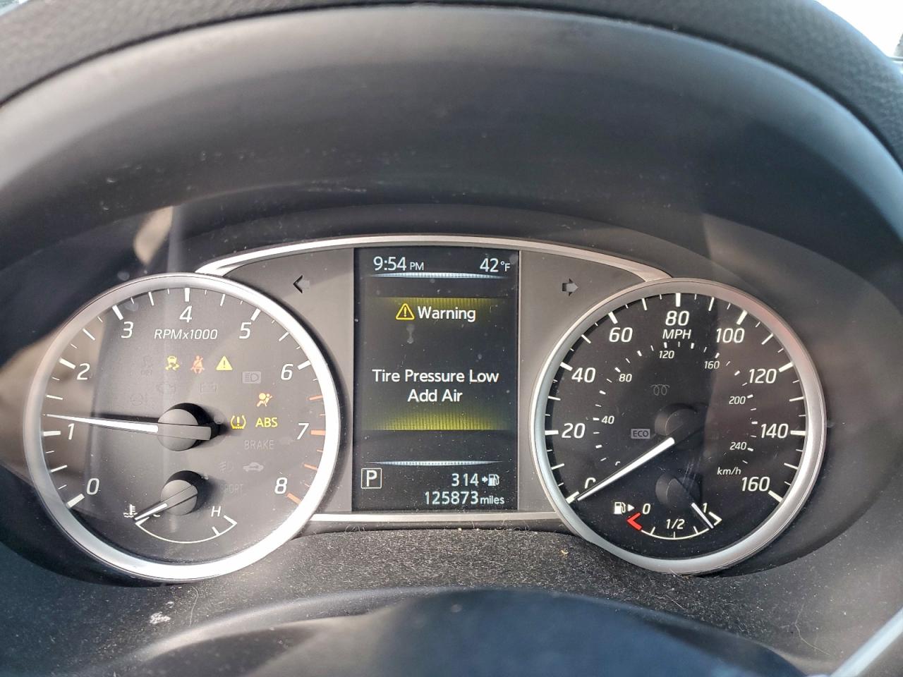 2017 NISSAN SENTRA S photo 9