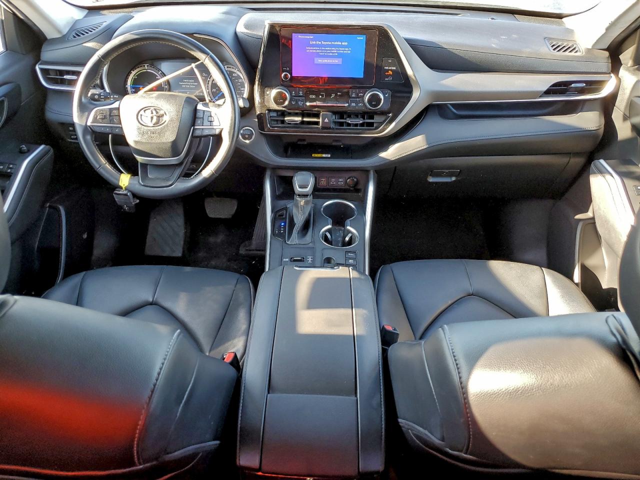 2023 TOYOTA HIGHLANDER HYBRID XLE photo 8