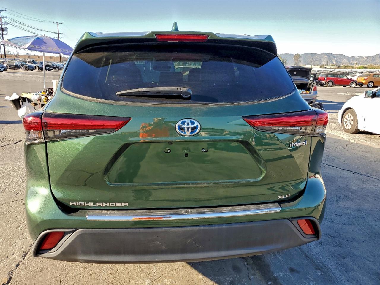 2023 TOYOTA HIGHLANDER HYBRID XLE photo 6